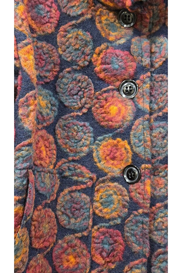 معطف من اللباد بأزرار - 4