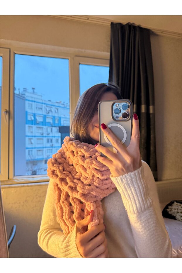 Puffy 100% Hand Knitted Pinterest Model Scarf