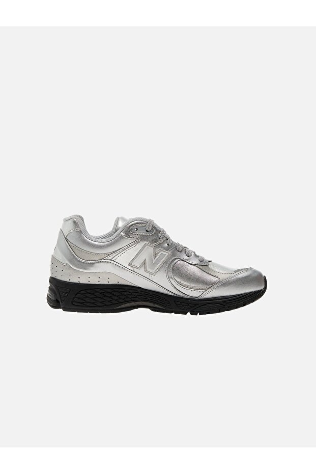 2002R "Silver" Gray Sneakers - Hypestep