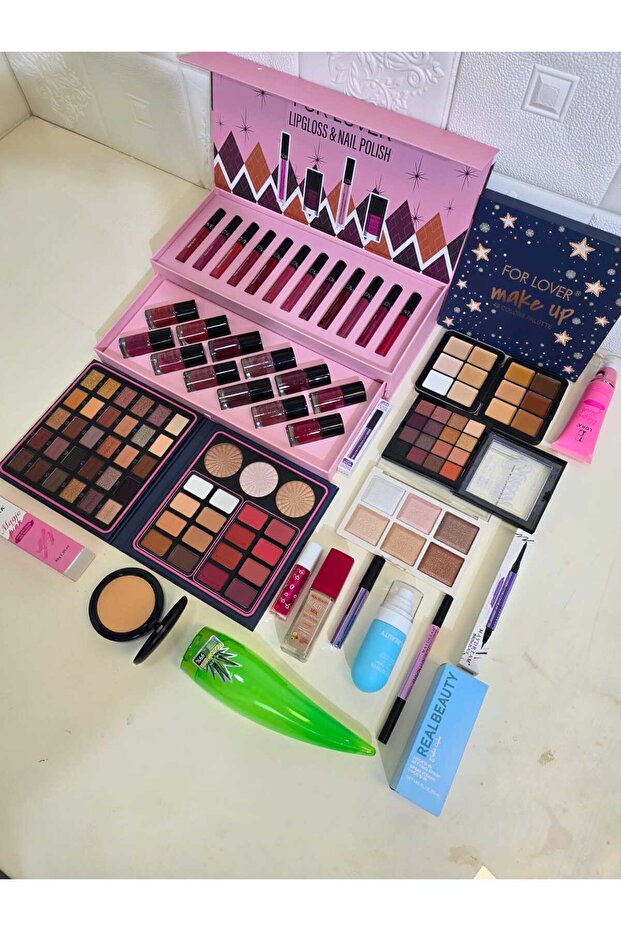 مجموعه مكياج باصناف مميزة - 4