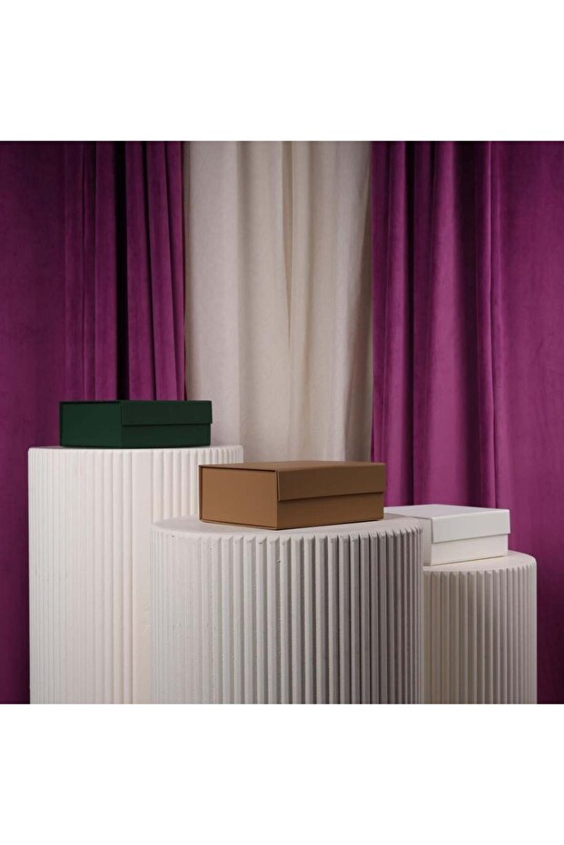 علبة هدايا حمراء صغيرة - سهلة التجميع - 2