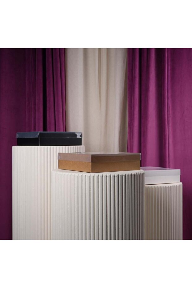 علبة هدايا مربعة شفافة - 2