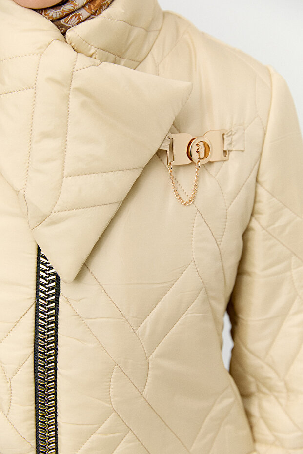 Mendil Yakalı Kapitone Kaban - 5