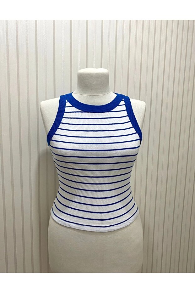 Corded Fabric Short Sleeve Crop Blouse (Length 45 cm)