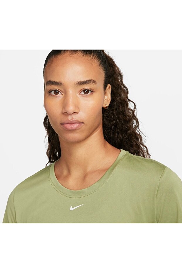 W Nk One Df Ss Std Top Kadın Tshirt - 3