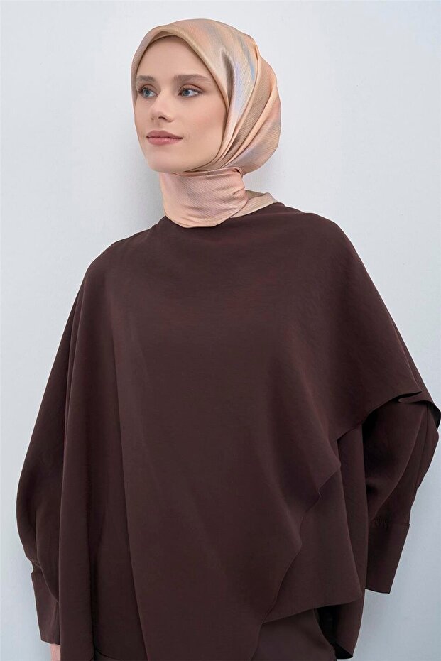 وشاح من الحرير الخالص 9513D 81