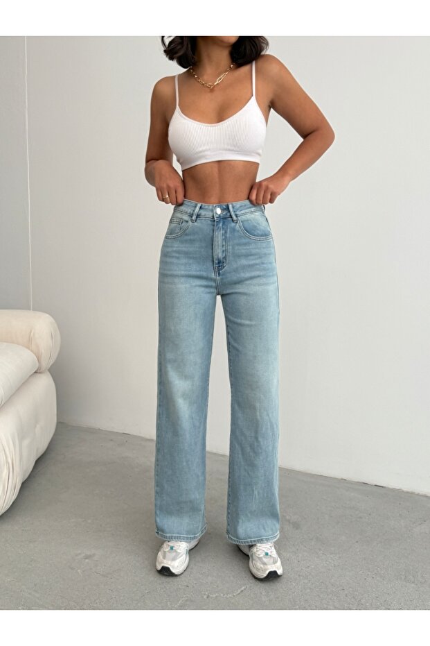 Simple elastic flared jeans - 5