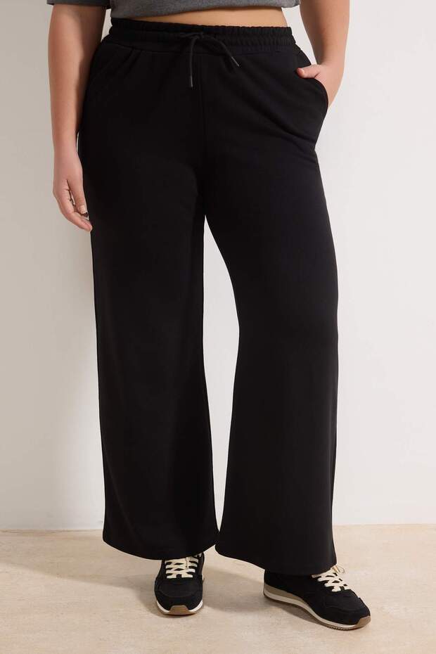 Siyah Wide Leg/Geniş Paça Büyük Beden Eşofman Altı TBBAW26AJ00015 - 3
