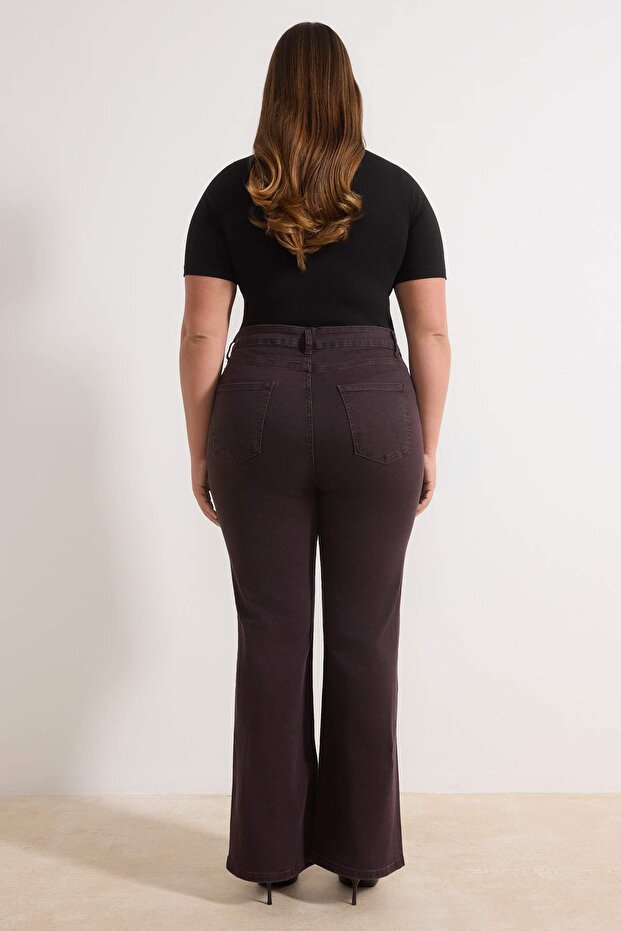 Bordo Yüksek Bel Esnek Kumaş İspanyol Paça Flare Fit Büyük Beden Jeans TBBAW23JE00001 - 4