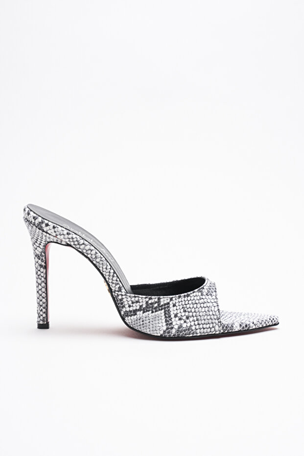 Women's Pointed Toe Thin Heeled Slippers Sona Black White Snake