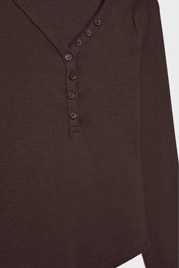 Düğmeli t-shirt - 7