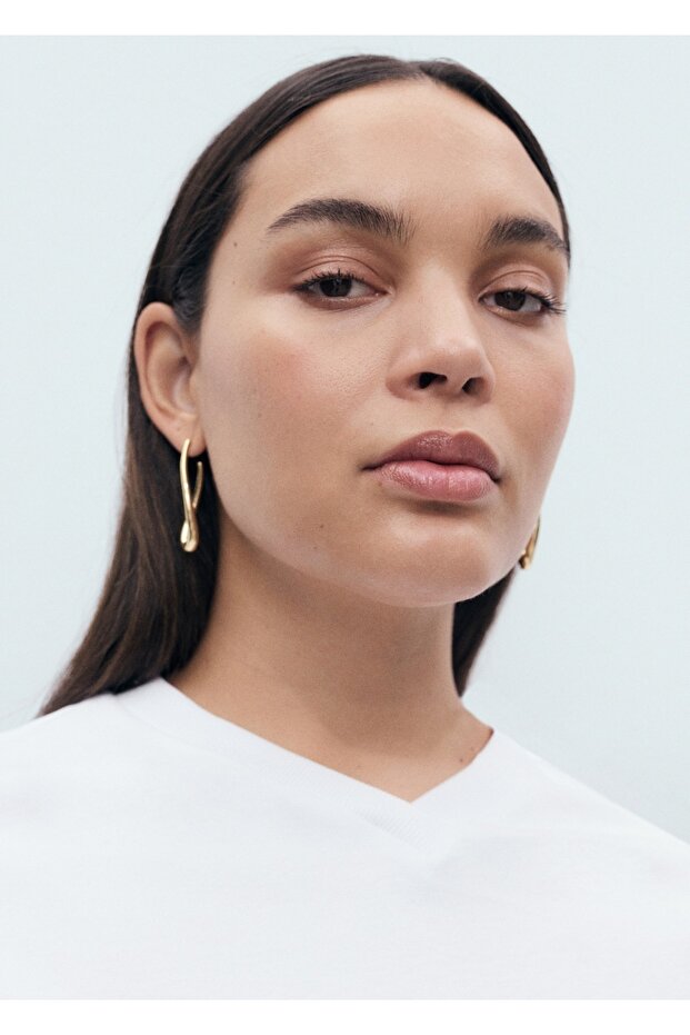 V yakalı pamuklu tişört - 8