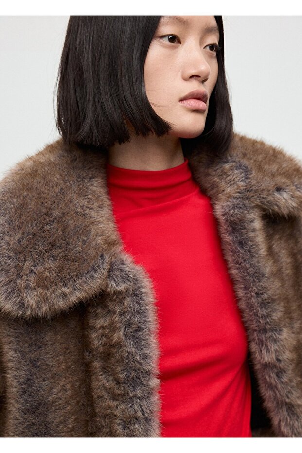 Dik yaka tişört - 6