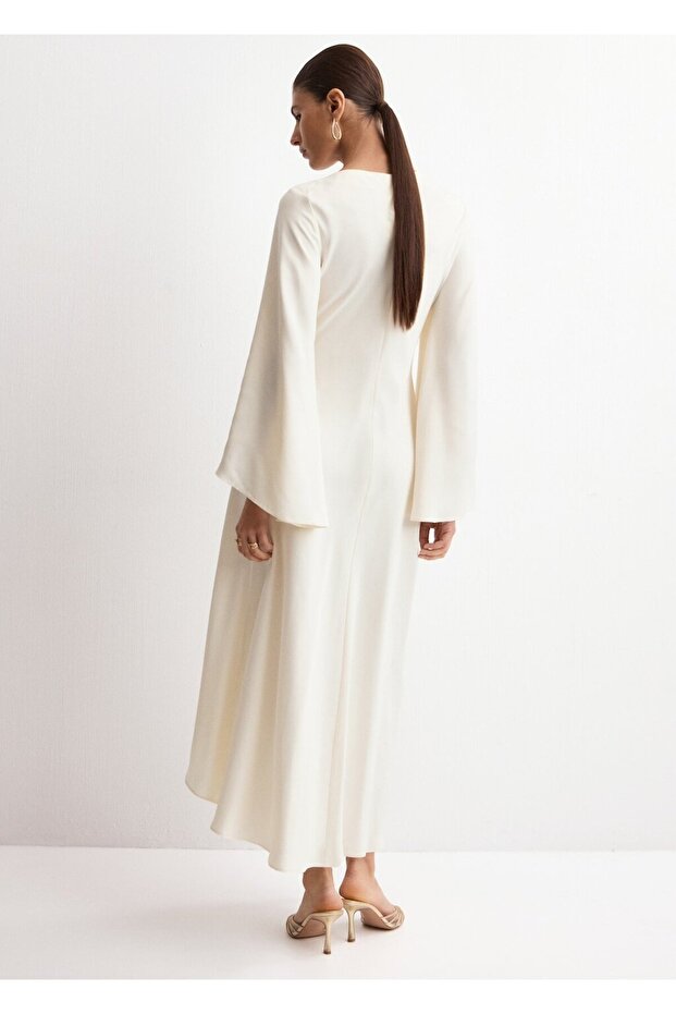 Asimetrik yaka evaze elbise - 4