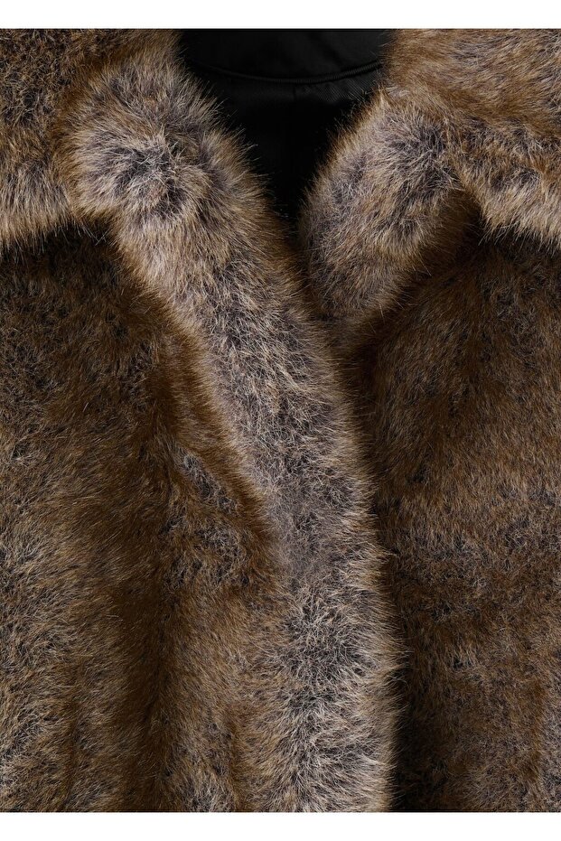 Kürk görünümlü crop ceket - 5