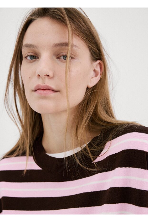 Çizgili triko kazak - 6