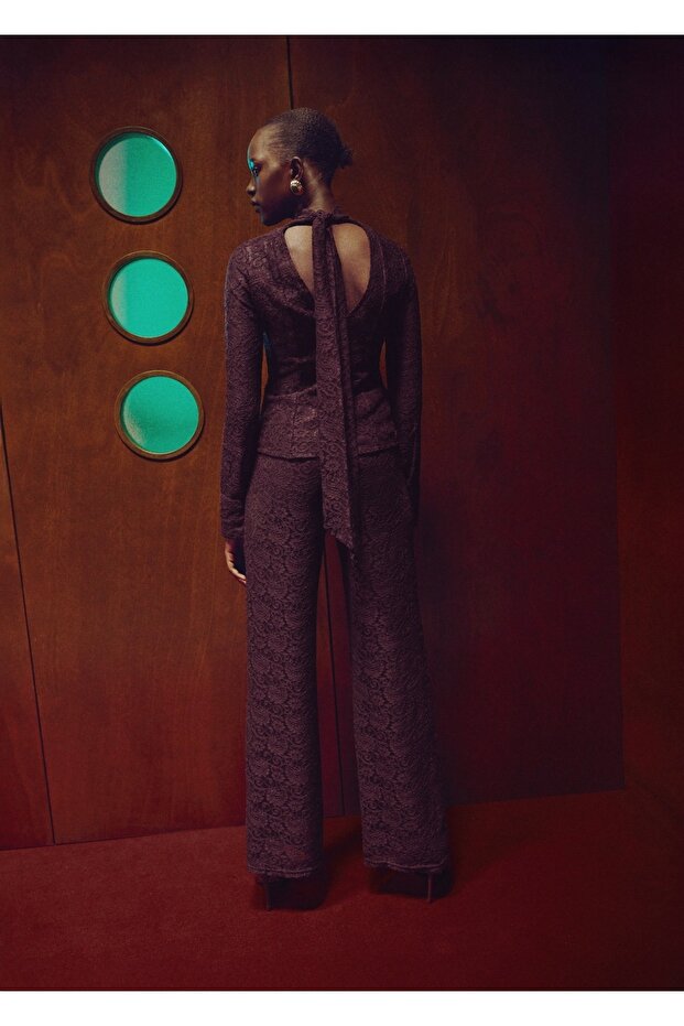 Dantel fularlı gömlek - 4