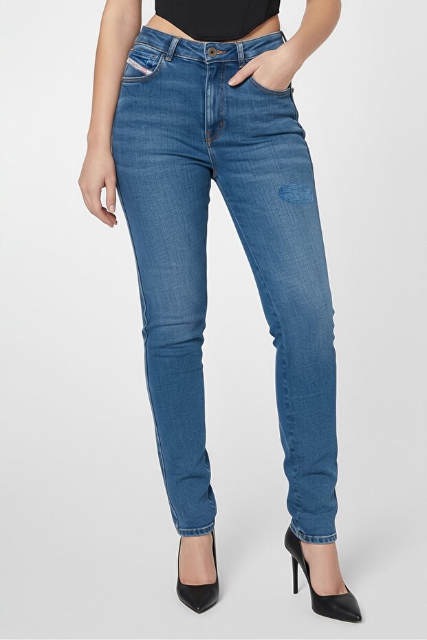 Women 1994 Slim Fit Washed Stretchable Jeans, Blue