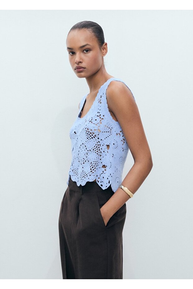 Kroşe çiçekli bluz - 7