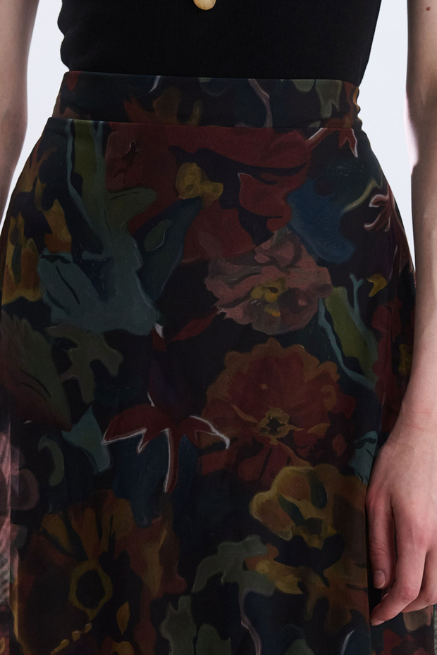 تنورة تول منقوشة بالزهور - 5