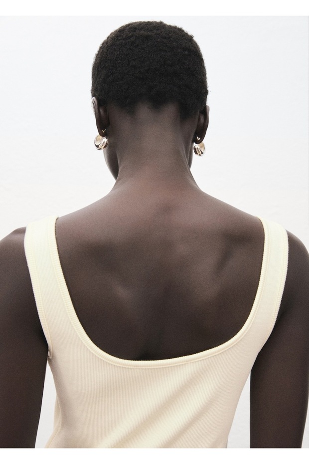 Çiçek işlemeli elbise - 6