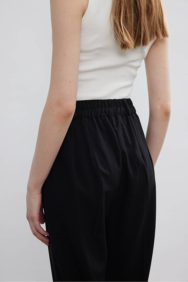 SİYAH ÜTÜ İZLİ PANTOLON - 7