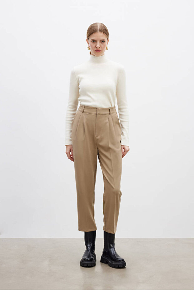 KUM ÜTÜ İZLİ PANTOLON - 2