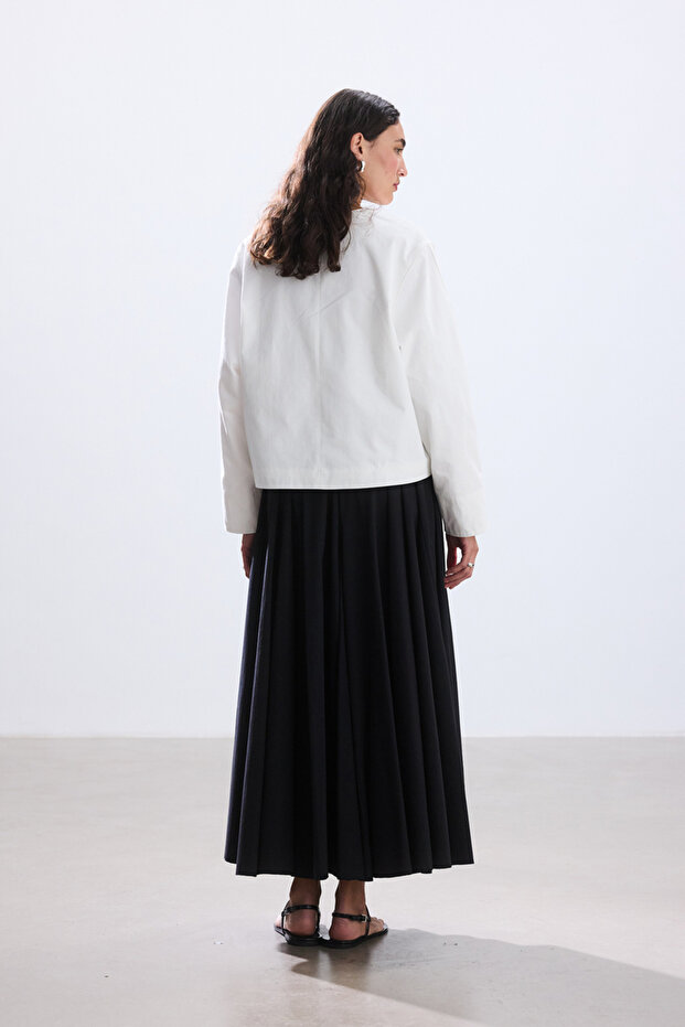 سترة قطنية بأزرار من إيكرو - 7