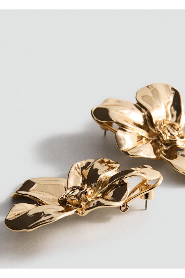 Çiçek tasarımlı küpe - 1