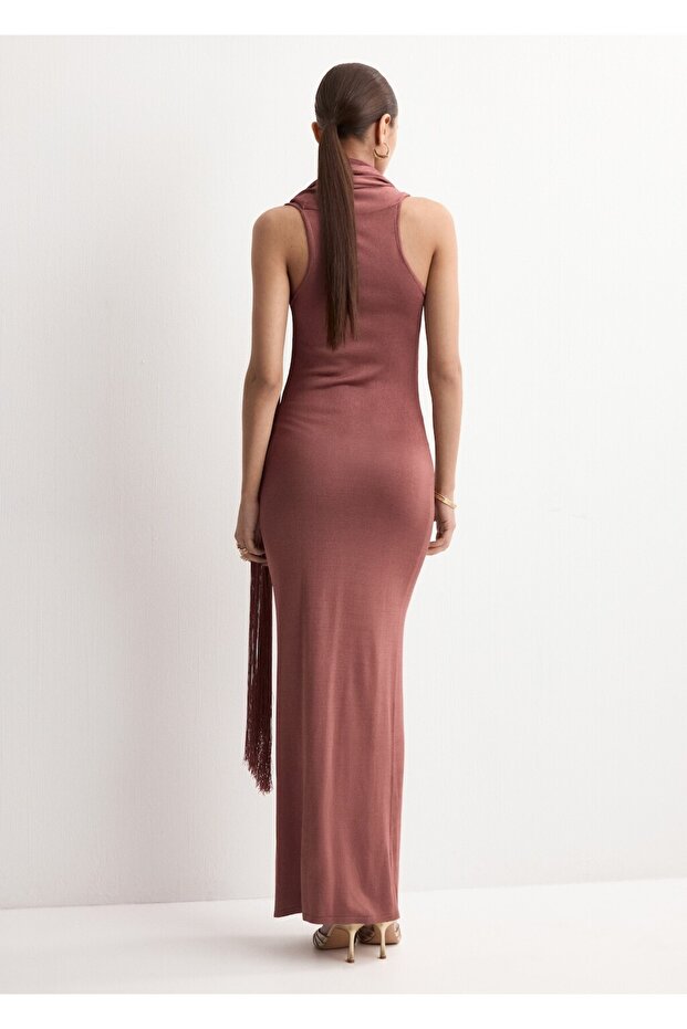 Fularlı triko elbise - 4