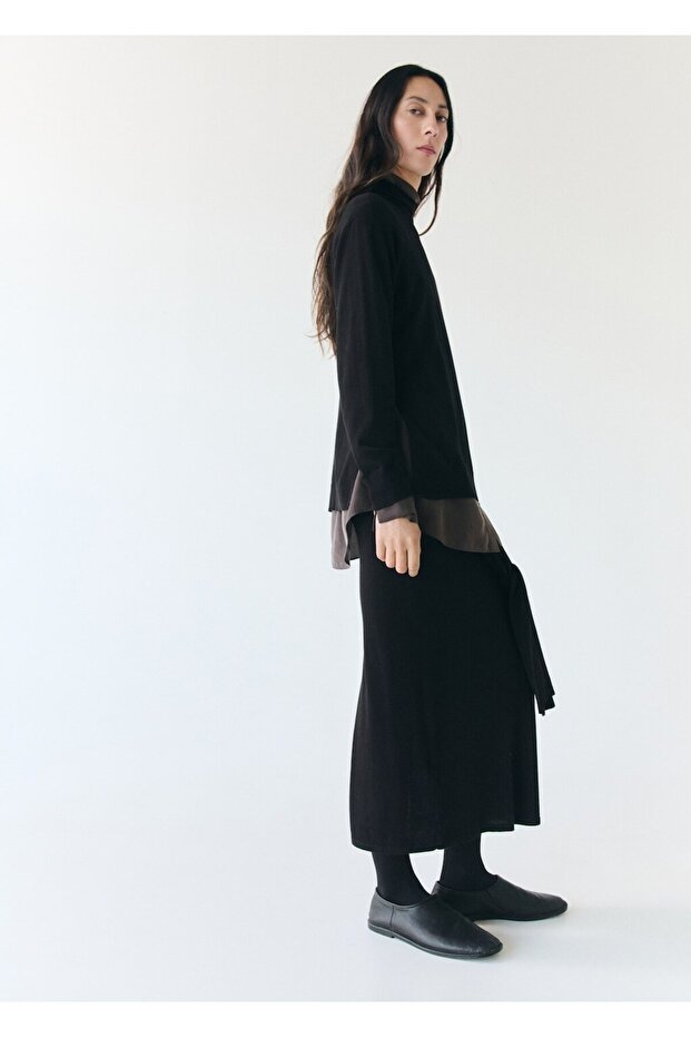 Düğüm detaylı triko etek - 4