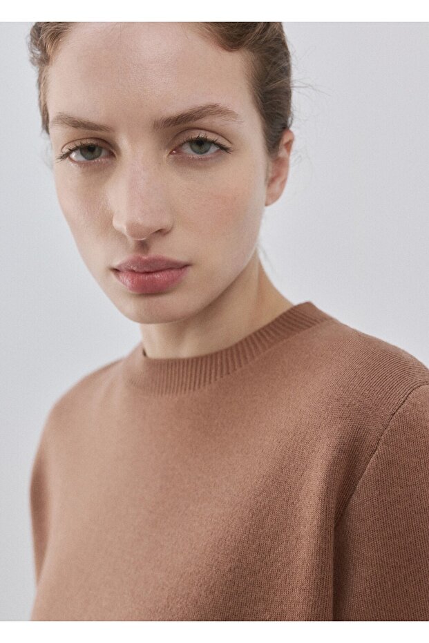 Yuvarlak yaka triko kazak - 6