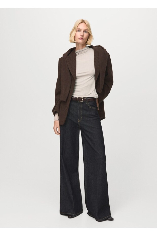 Dik yaka tişört - 2