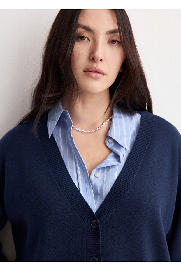 V yaka triko hırka - 8