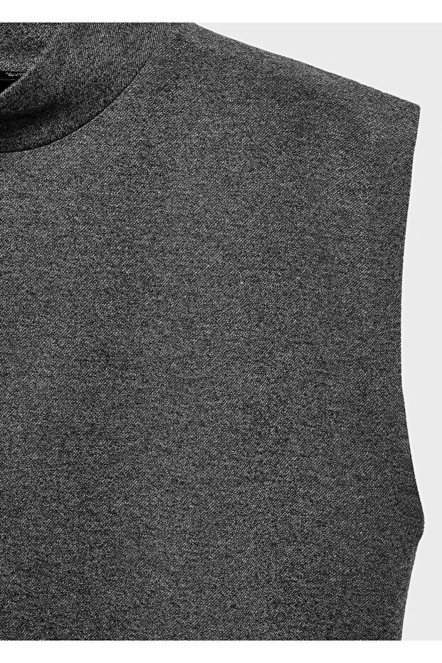 Yüksek yakalı bluz - 8