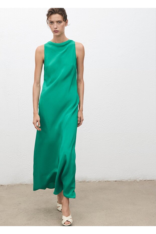 Uzun saten elbise - 7