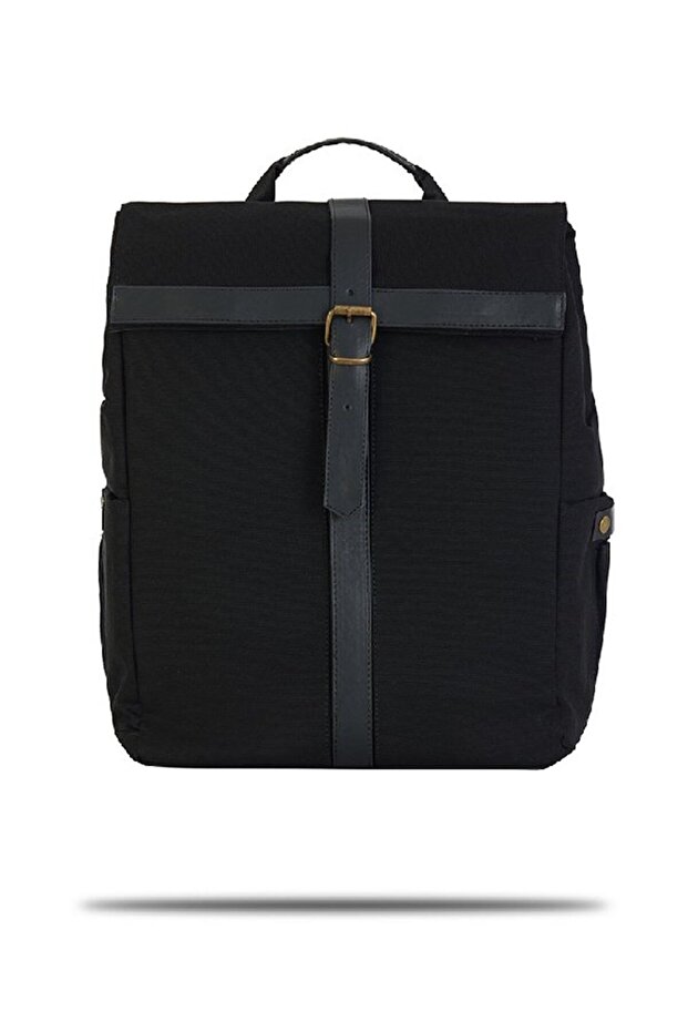 خرطوم حقيبة الظهر السوداء - 1