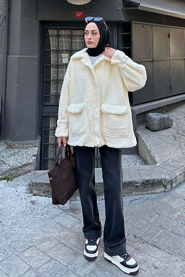 Sleeve Detailed Zippered Teddy Coat Cream