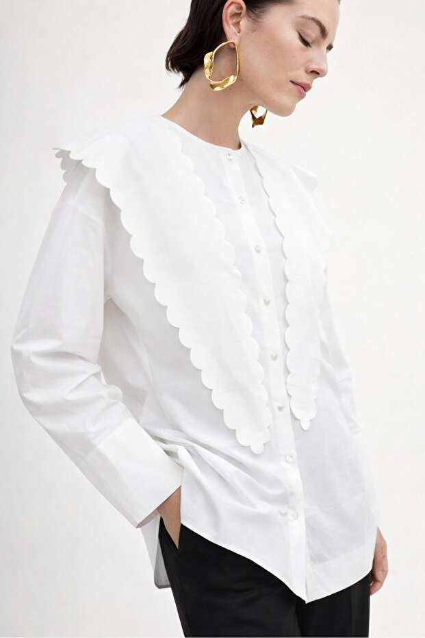Wide-Collar Poplin Shirt