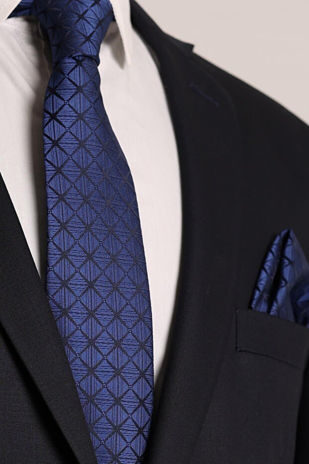 Hand Made 8 cm Patterned Navy Blue Tie & Handkerchief