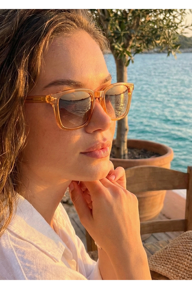 Unisex Brown Translucent Style Square Frame Black Uv 400 Glass Sunglasses Uv 400