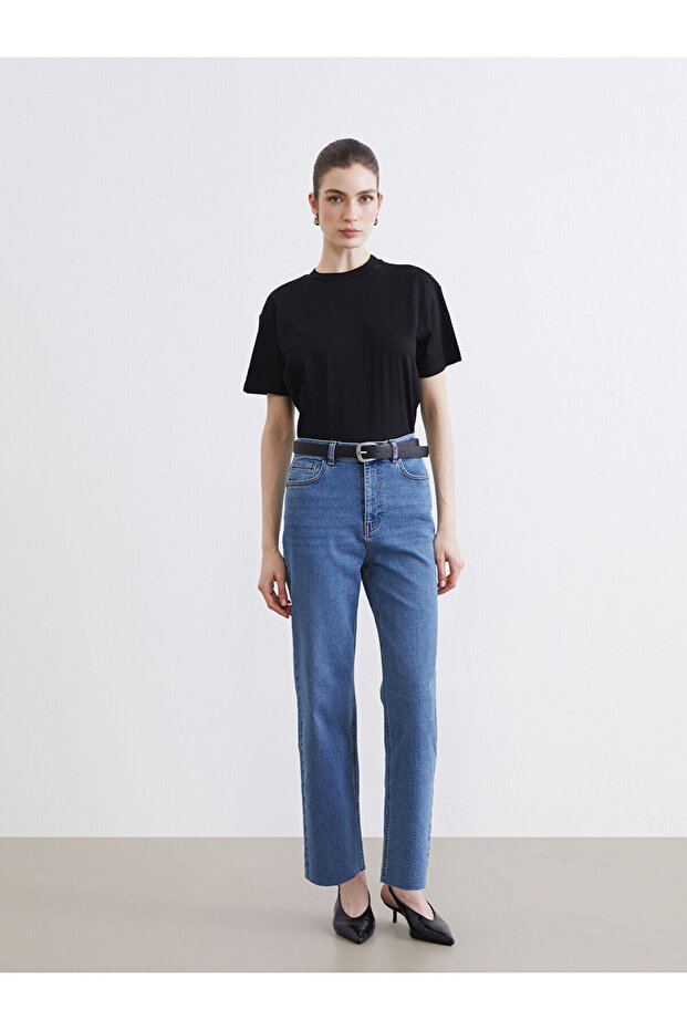 Indigo Straight Fit Women's Jeans