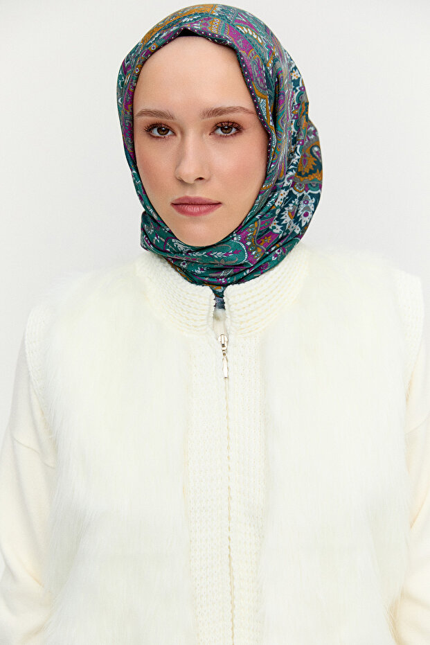 Suni Kürklü Örme Yelek - 4