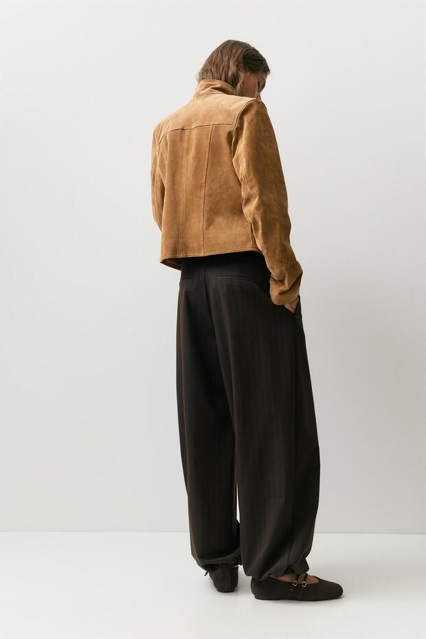 Çizgili pensli barrel pantolon - 4