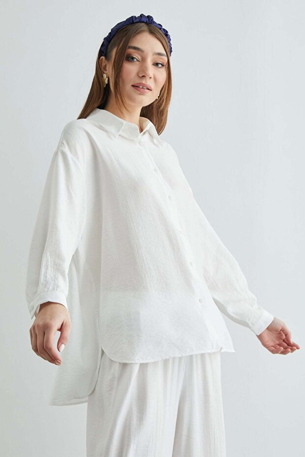 طقم مكون من قطعتين بتصميم كاجوال مع أزرار أساسية وتجاعيد - 4