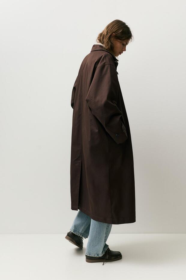 Kahverengi oversize trençkot - 4