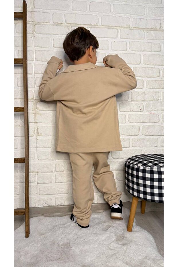 طقم أساسي للأولاد مكون من ثلاث قطع (علوي وسفلي) - 3