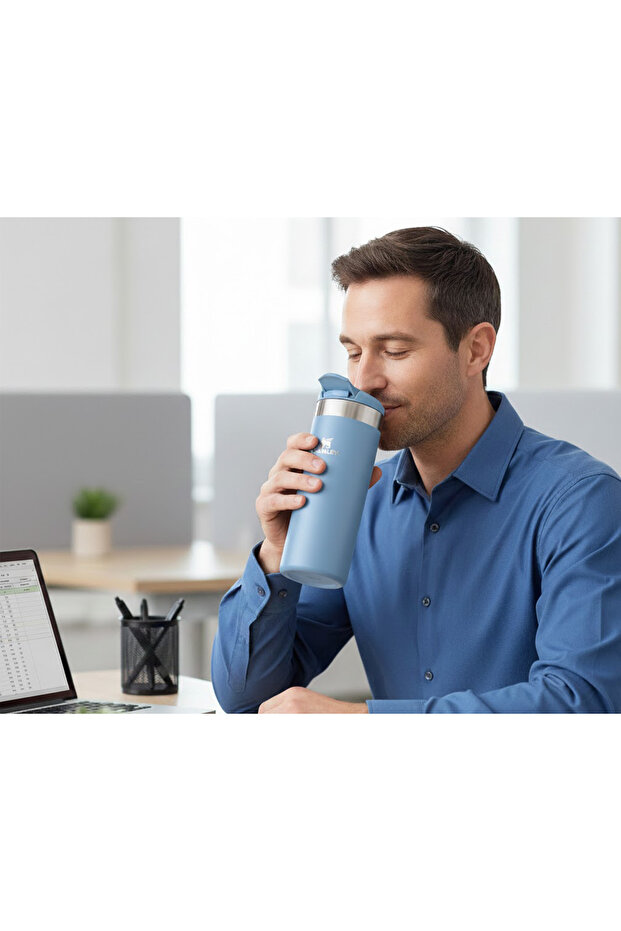 The AeroLight Transit Mug 0.47L - 3