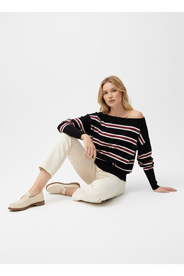 AÇIK YAKA TRİKO - 1