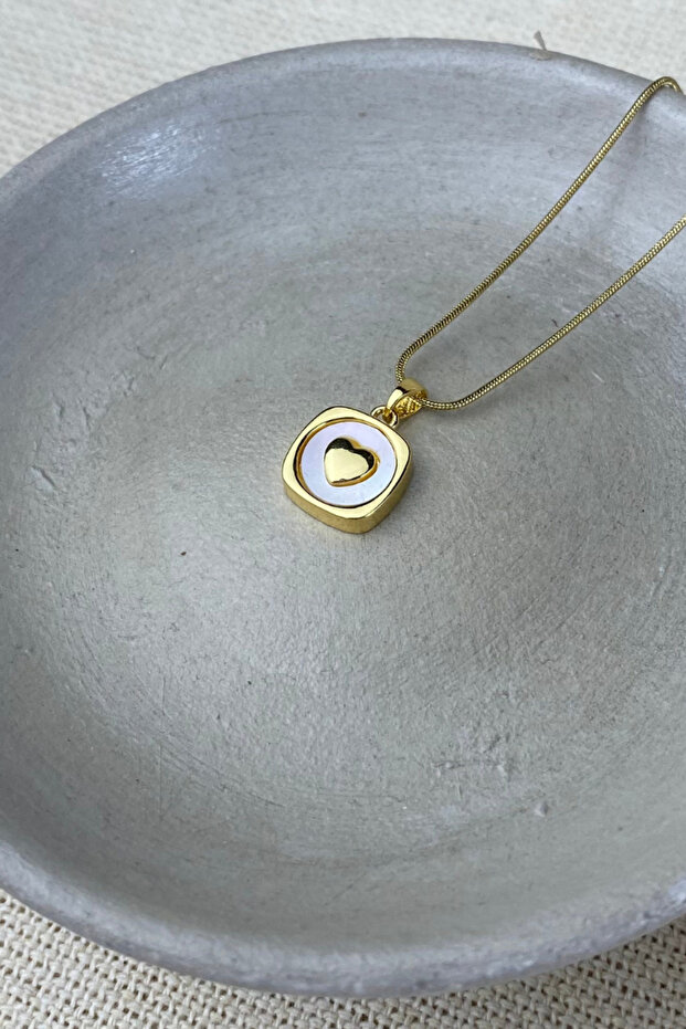 Black Pearlescent Heart Necklace Minimal Tarnish Resistant Stainless Steel Shipped in Gift Packaging 45cm